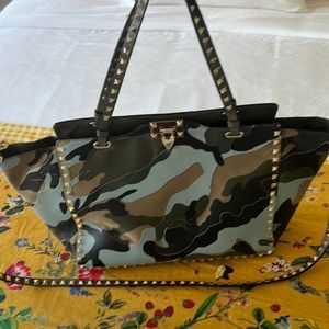 Valentino Rockstud Camo Katie Holmes Medium tote carry all
